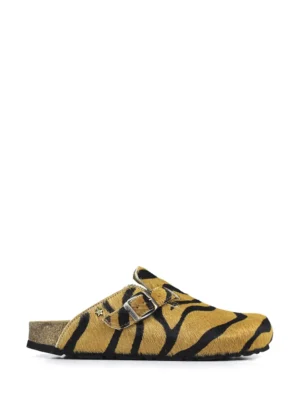 Maria-Sandália Fechada Animal Print Castanho