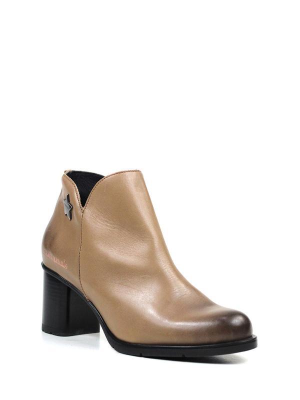 Bota Pull em Pele Beige