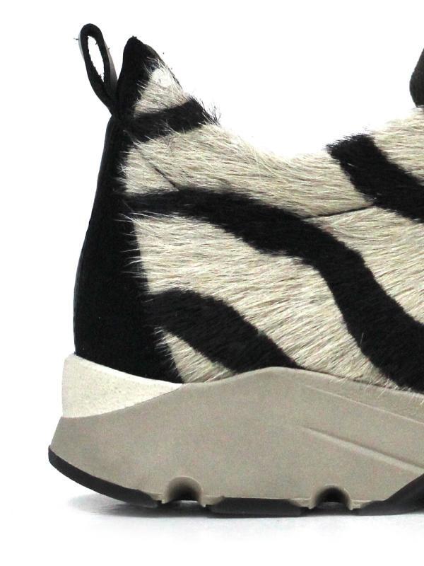 Ténis Run em Animal Print Branco