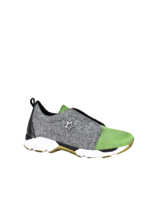 Sneakers in Gray Fabric and Green Fur