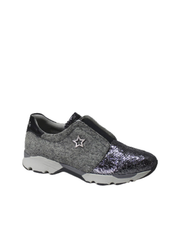 RUNGREY x