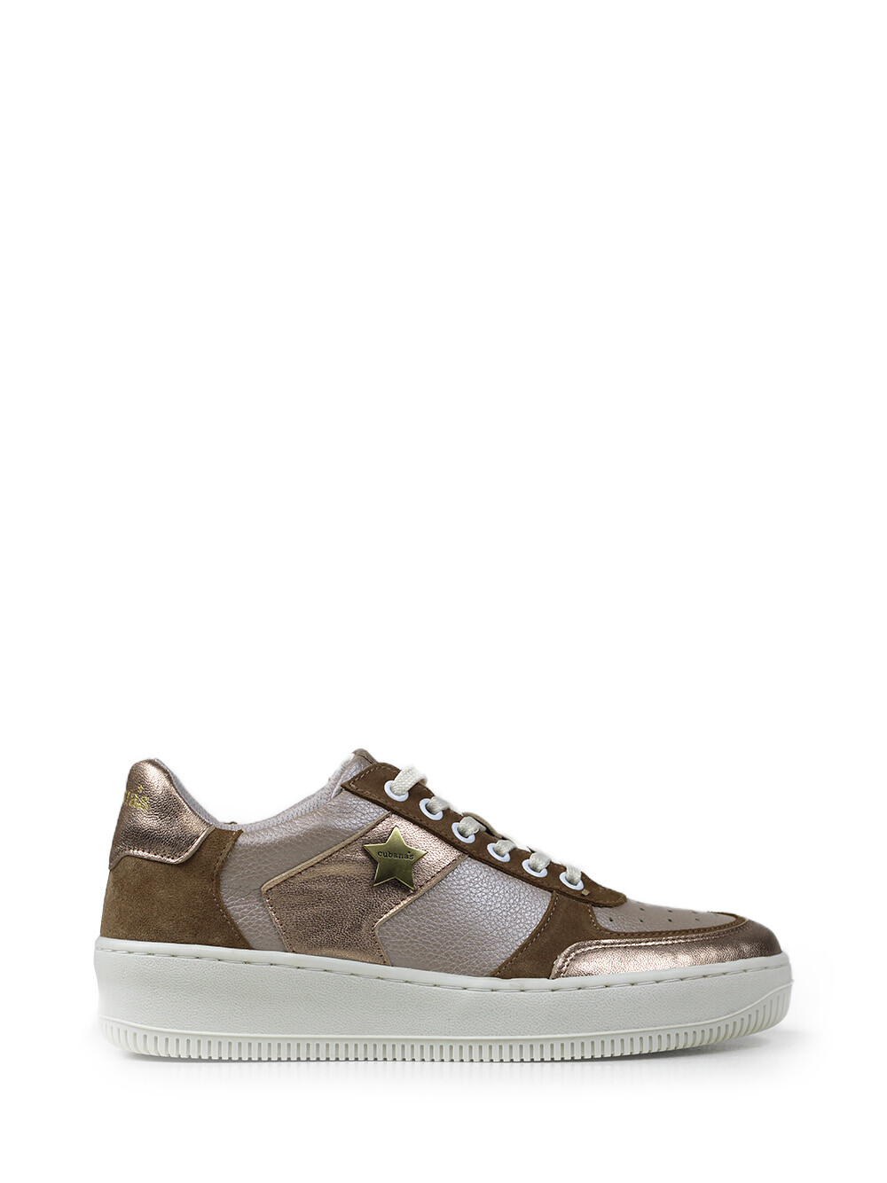 Sneakers with flat soles 2025