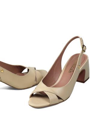 Sandália Peep Toe em Pele Branca e Salto em Bloco