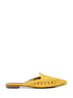 Mule em Crochet Amarelo e Biqueira Fina