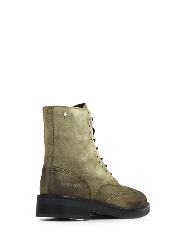 Bota em Camurça Beige e Atacadores