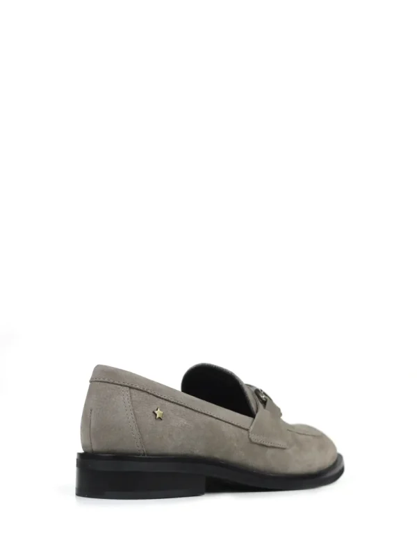 Loafer em Pele Cinza e Pormenor em Dourado