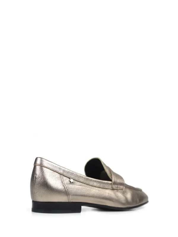 Loafer em Pele Dourada