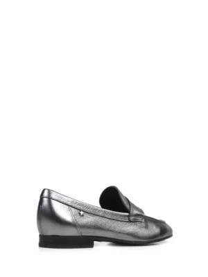 Loafer em Pele Prata