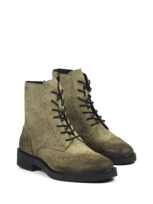 Bota em Camurça Beige e Atacadores