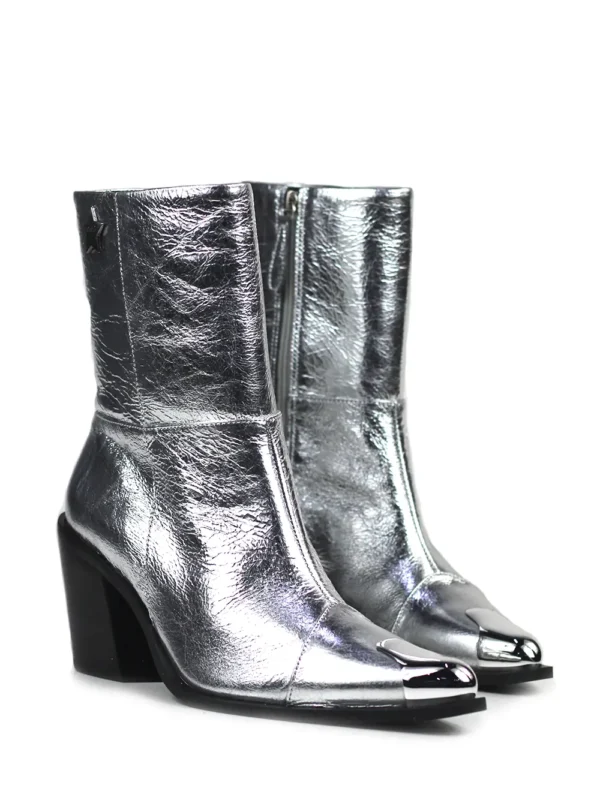 Bota em Pele Prata e Biqueira em Metal